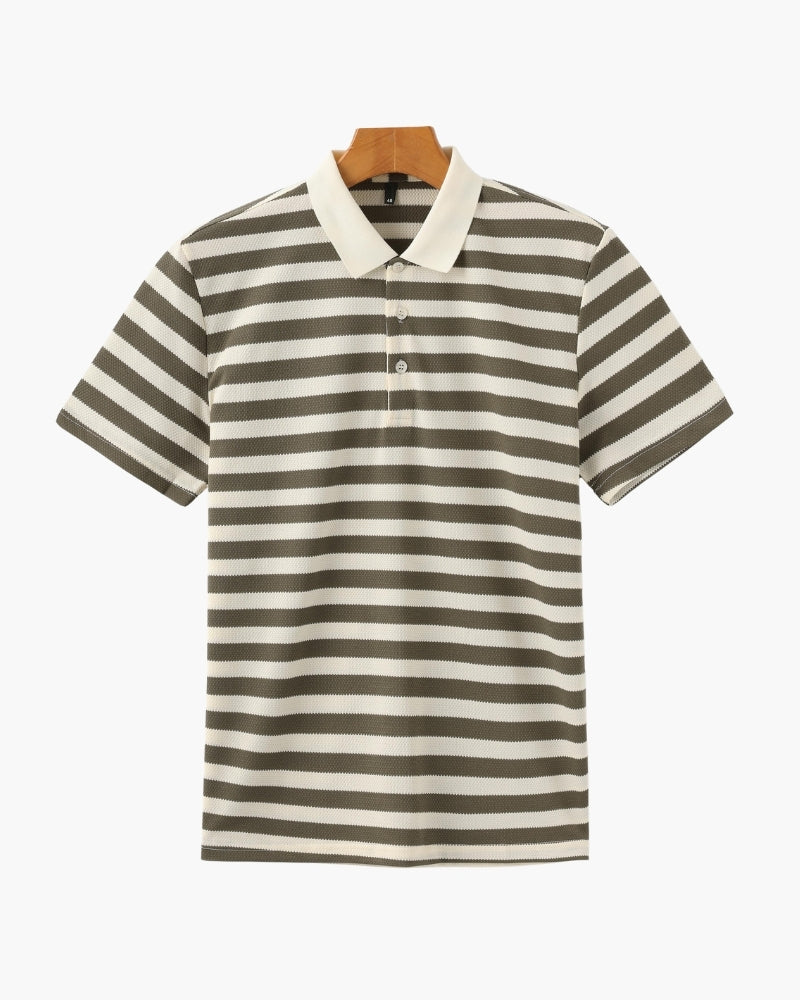 Polo Uomo indossato, vista completa
