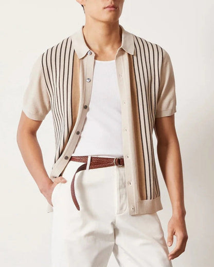 Polo Uomo beige indossato, vista completa