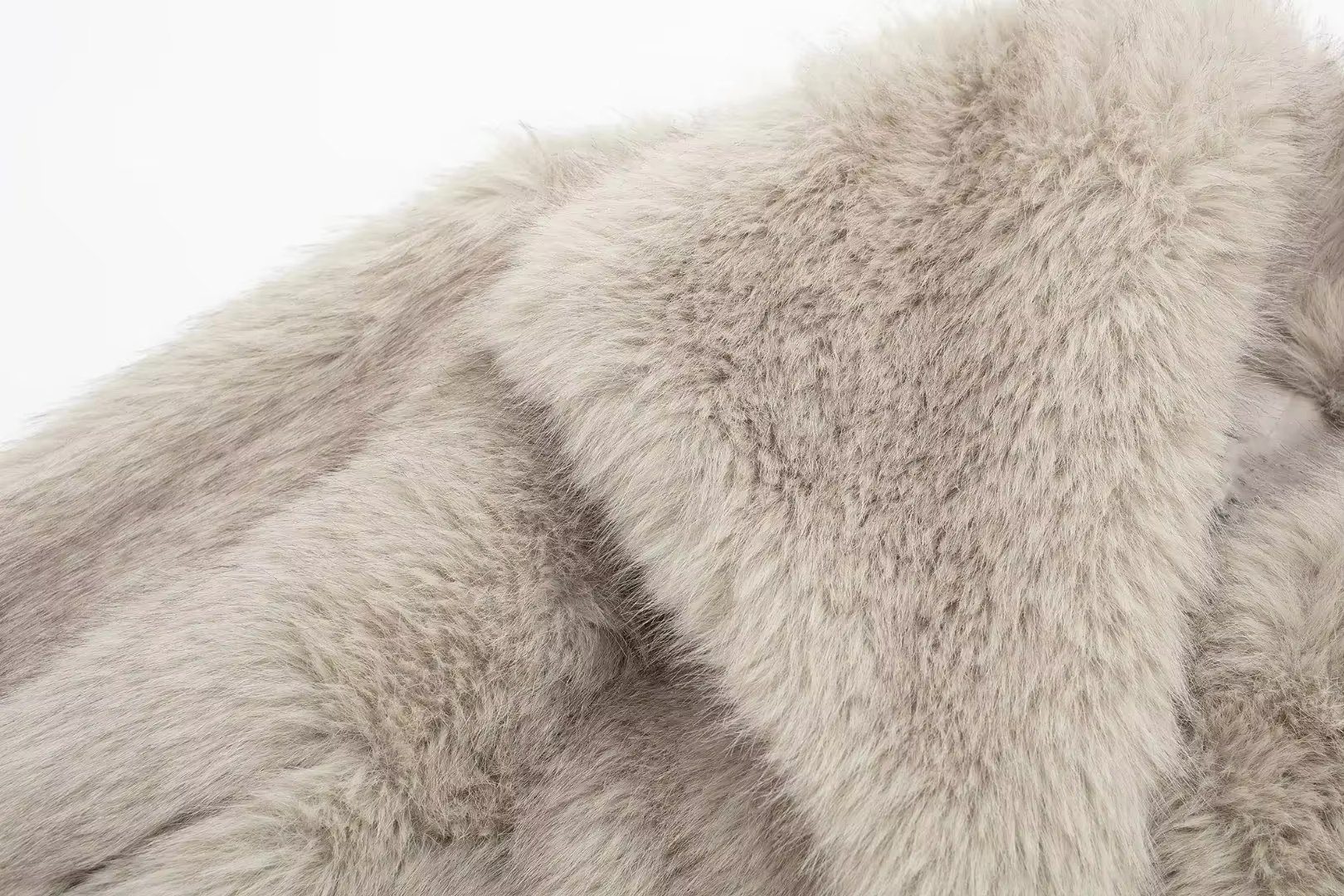 Liliana Cappotto Luxe Donna – Faux Fur Coat Ultra-Morbido al Style Elegante per l’Inverno