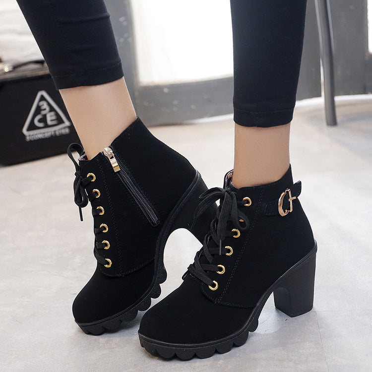 Luciana Bottines Donna Style Martin a Boucle Métallique – Talon Épais Confortevole & Style Moderne