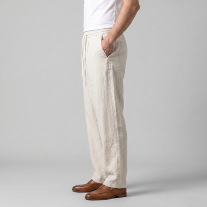 Dettaglio taglio largo — pantaloni uomo