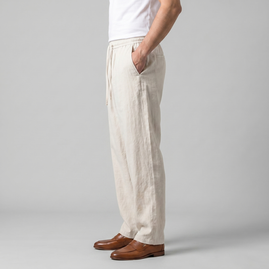 Dettaglio taglio largo — pantaloni uomo
