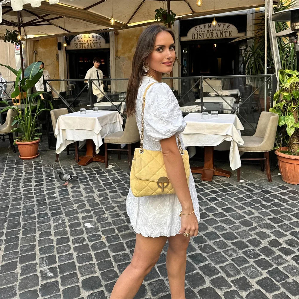 Robe Donna Charlotte – Elegante Abito al Design Intemporel in Tissu Luxueux e Confortevole