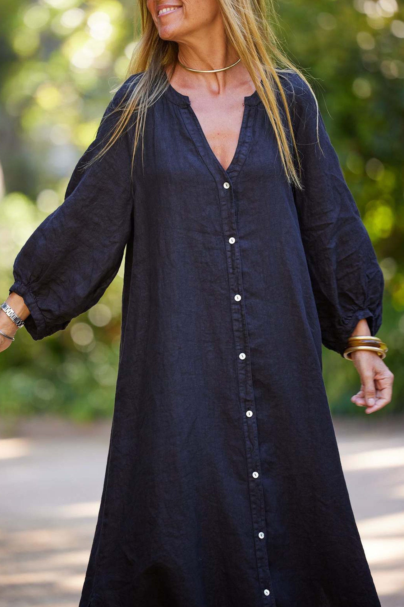 Robe Donna Veanna – Elegante Abito a Maniche Lunghe con Col in V & Boutonnage