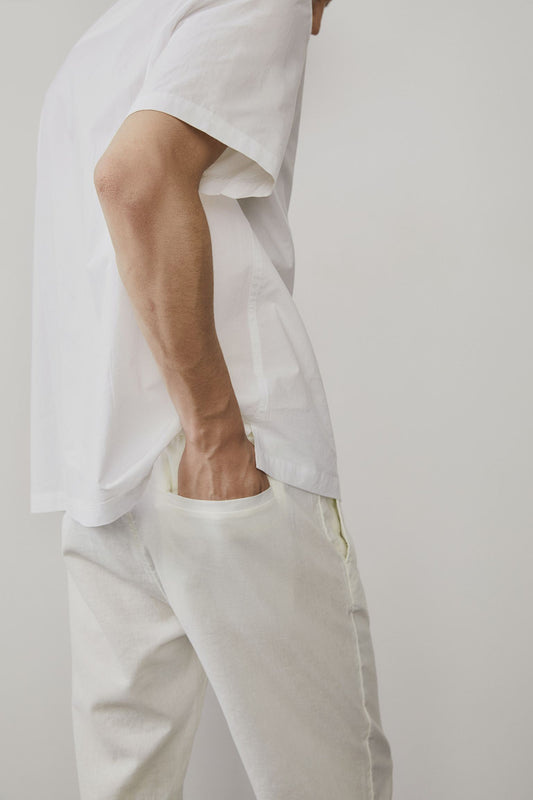 Dettaglio vita elasticizzata — pantaloni uomo