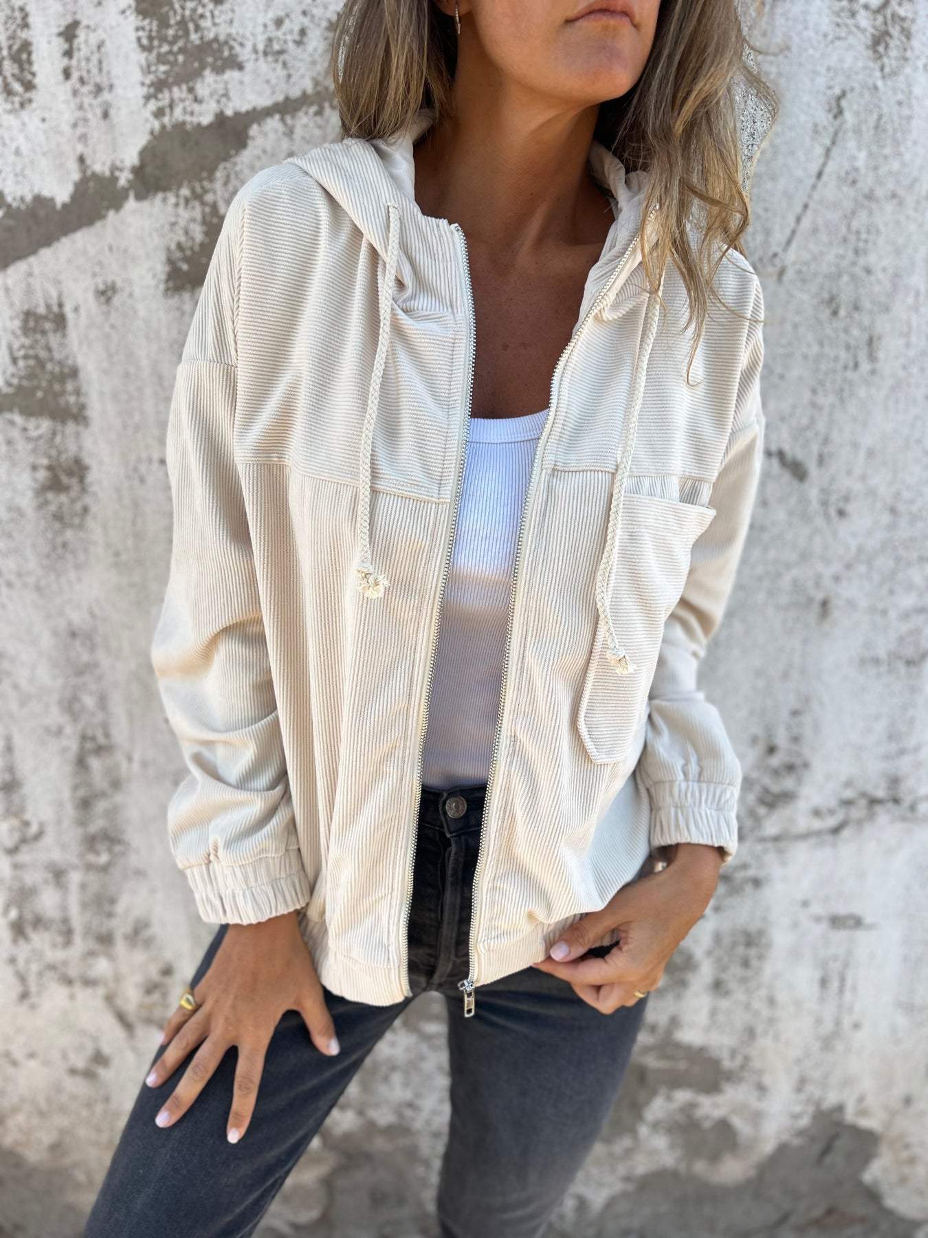 Sophie Giacca Mi-Saison – Giacca in Velluto Côtelé con Capuche Regolabile & Design Polyvalent