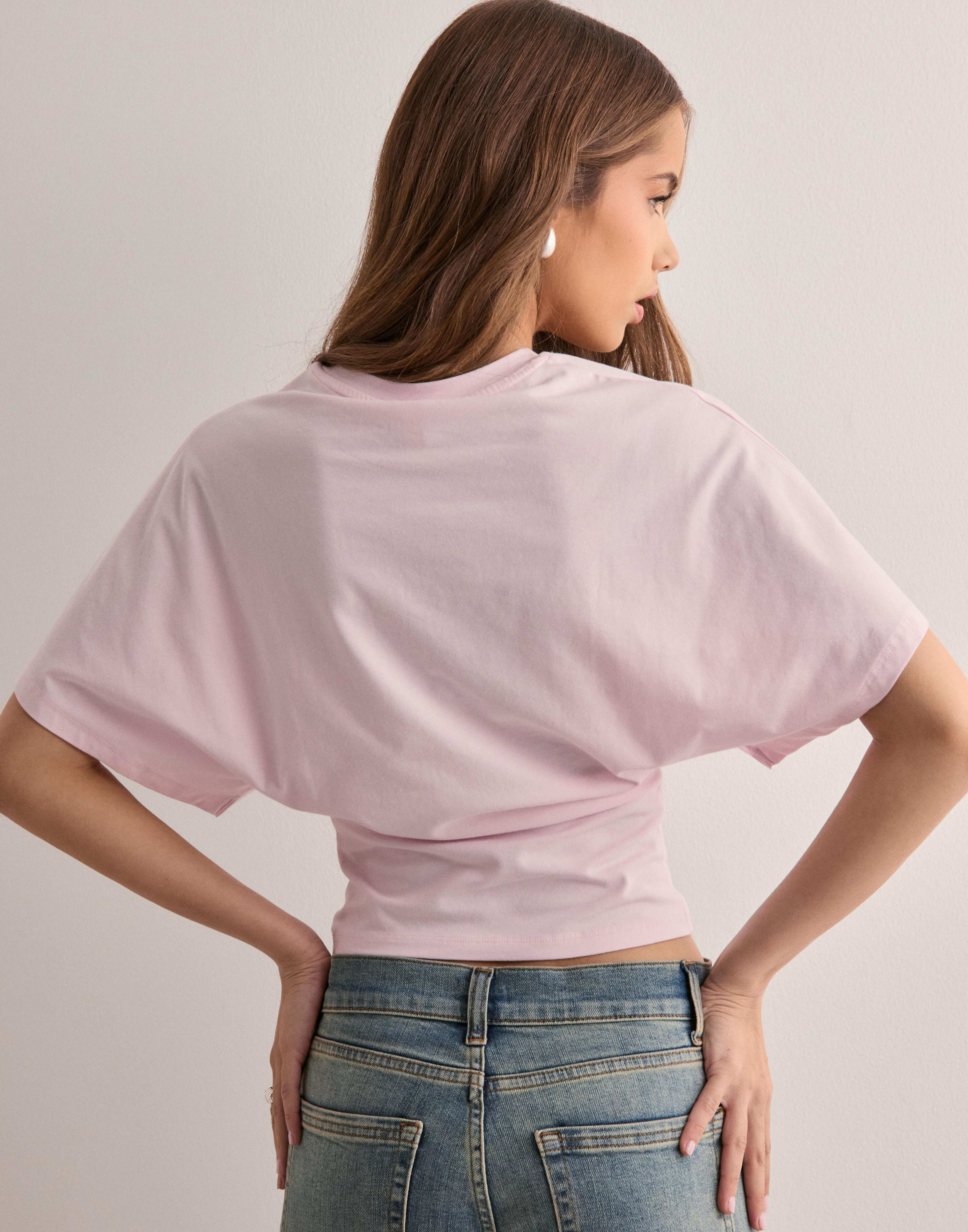 Isabelle T-Shirt Donna – T-Shirt Elegante con Manches Évasées e Linea Cintrée Flatteuse